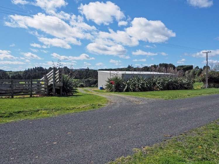 409 Settlement Road Puni_19