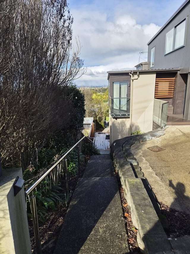 11A High Road Glenfield_1