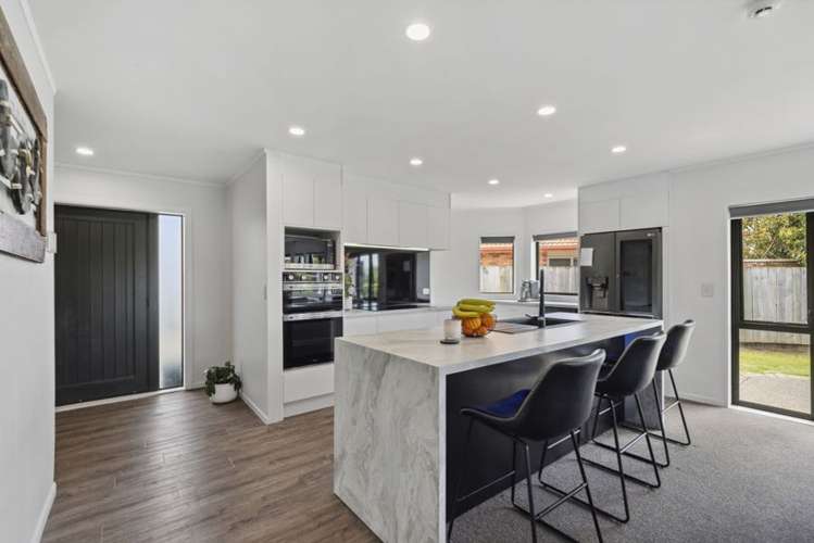 1162 East Coast Road Whakatiwai_8