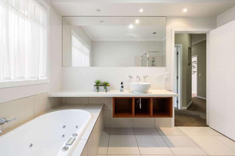 49 Alconbury Drive Rototuna North_13