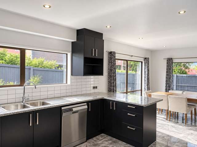 6B Flamingo Court Goodwood Heights_1