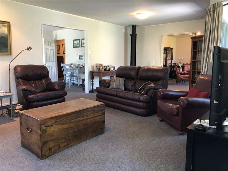 3 Falcon Drive Allenton_6