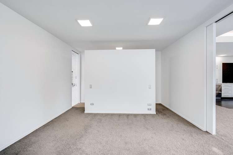 370A River Road 1055_9