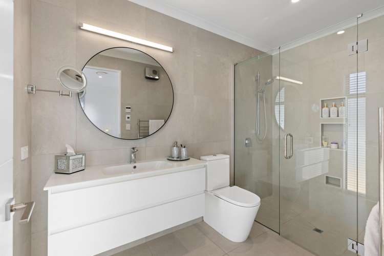 52 Manakura Street Russley_21