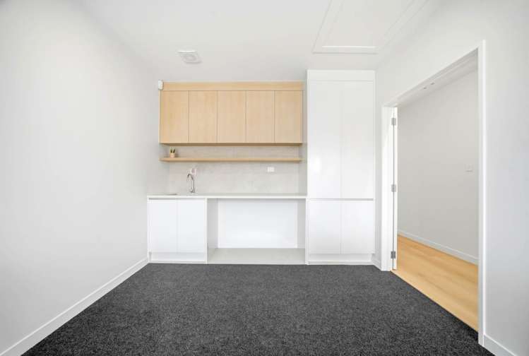 6 Mahinga Kai Road Orewa_21