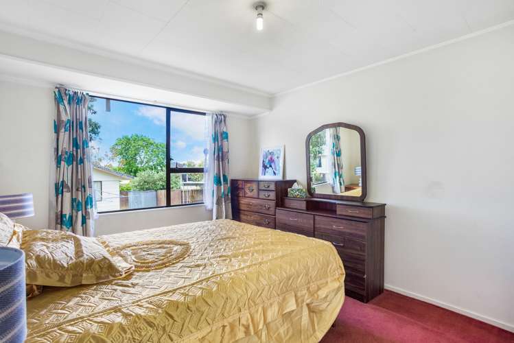 13 Glen Close Glen Eden_6