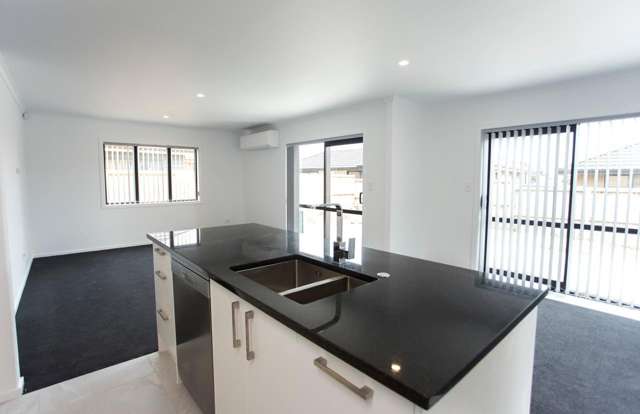 20 Charlotte Crescent Dinsdale_1