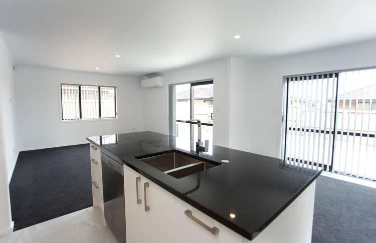 20 Charlotte Crescent Dinsdale_1