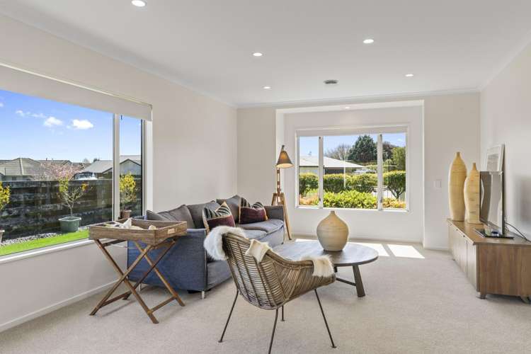 2 Fairview Terrace Waipahihi_12