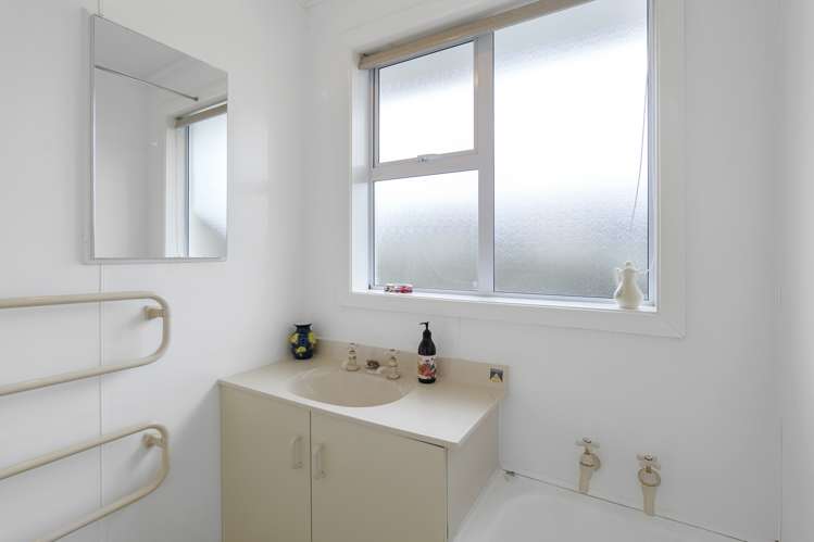 108 Isleworth Road Bishopdale_16