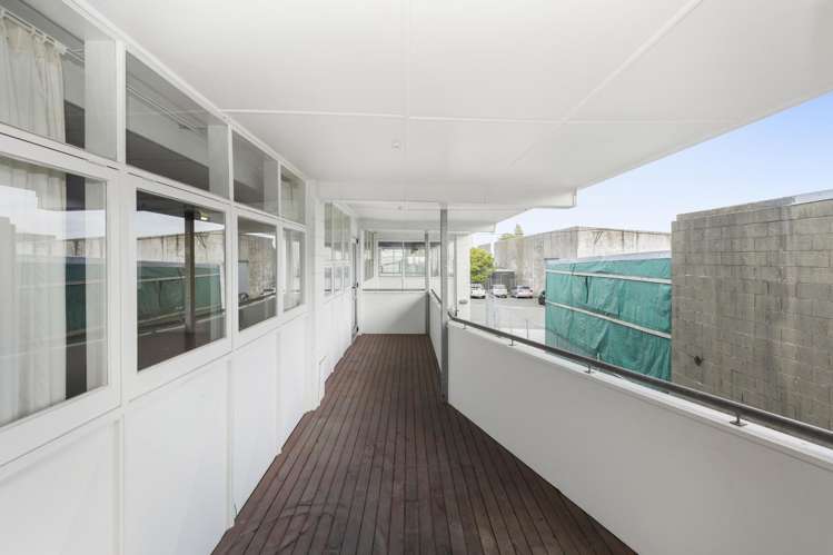 77 Montreal Street Sydenham_12