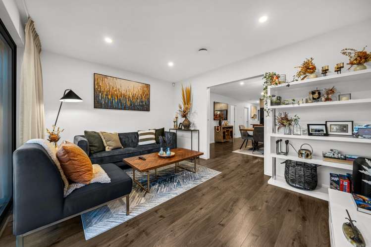 29 Kahui Parade Karaka_9