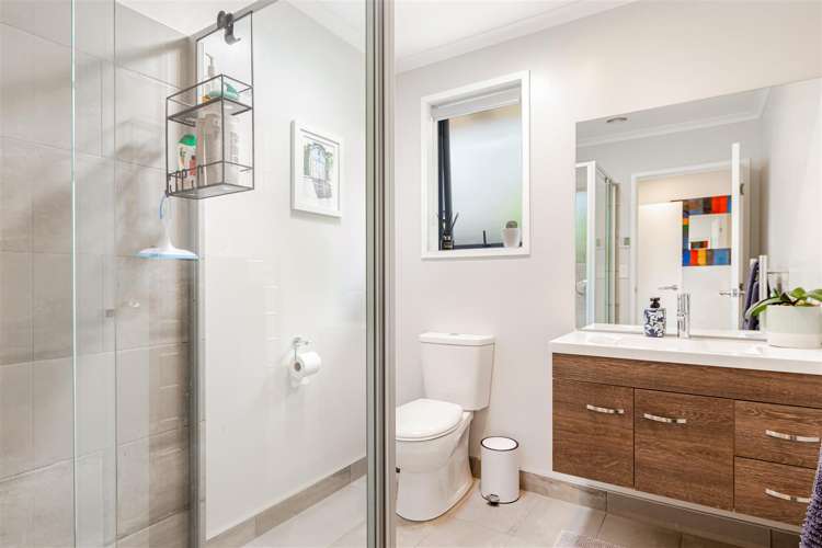 24 Arriere Lane Silverdale_16