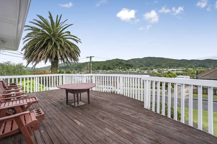 4 Isabel Grove Wainuiomata_13