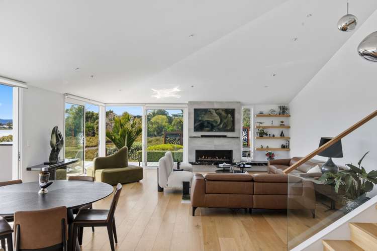 10 Miran Lane Red Beach_32