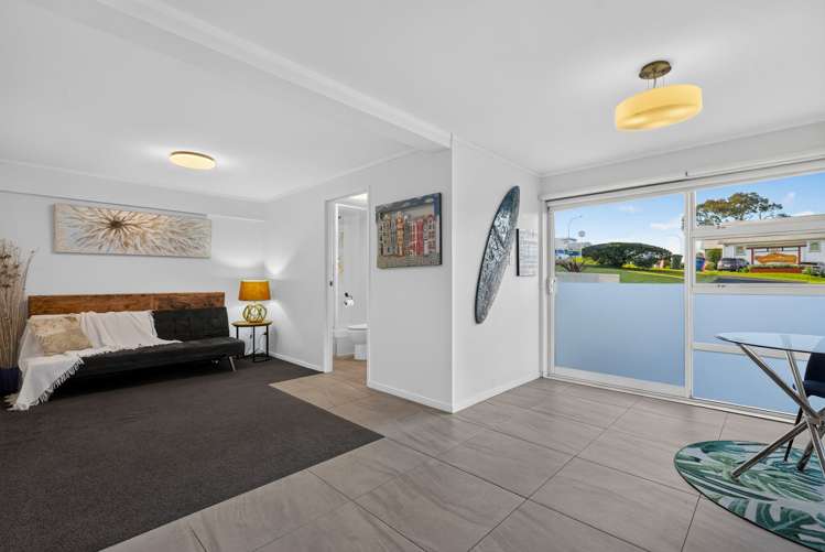 1/64 Seaview Road Castor Bay_20
