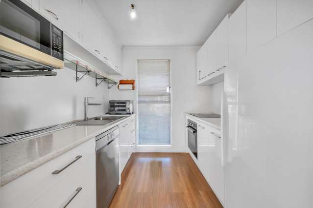 16 Pavola Grove Glenfield_4