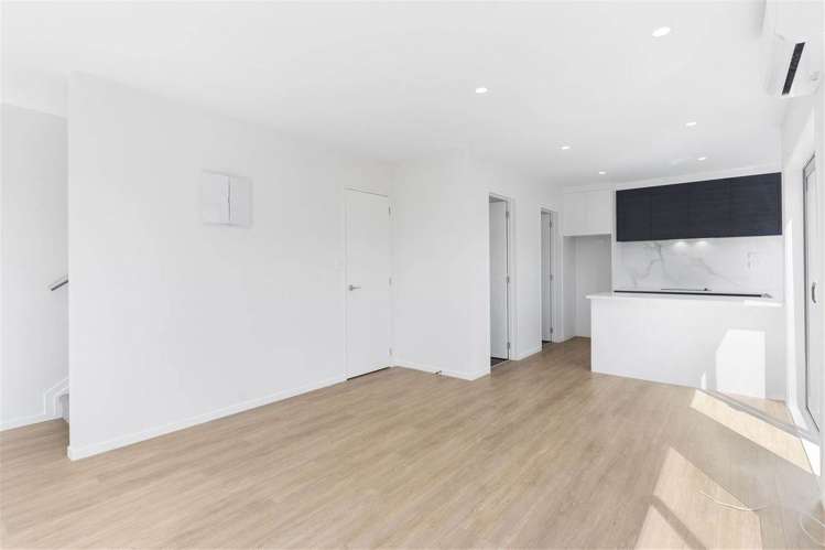 78f Cockayne Crescent Sunnynook_7