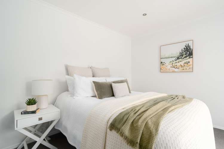 83 Helston Road Paparangi_6