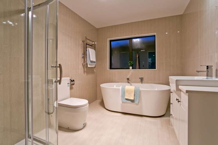 47 Bordeaux Parade Te Atatu South_12