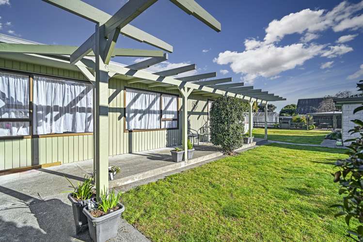 1422 Woodstock Avenue Mayfair_14