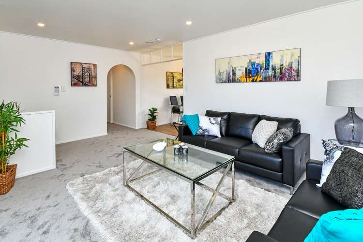 38 Diorella Drive Clover Park_12