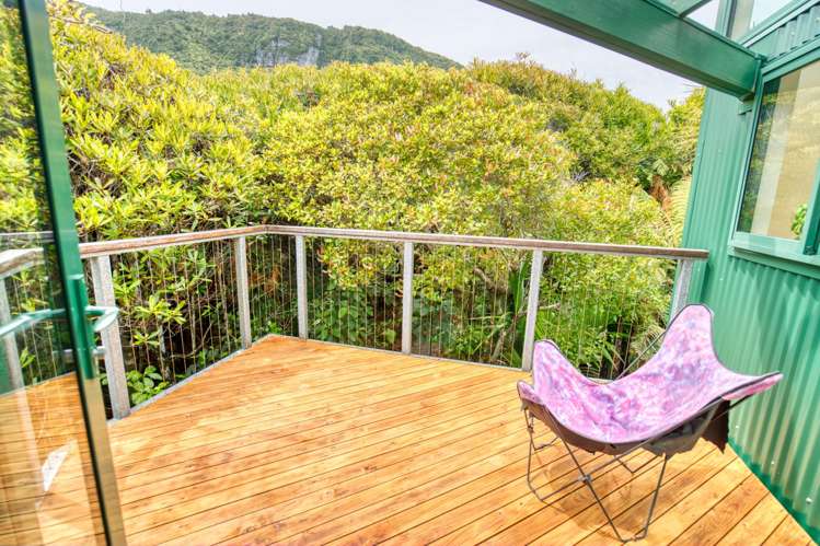 8 Ross Place Te Miko_10