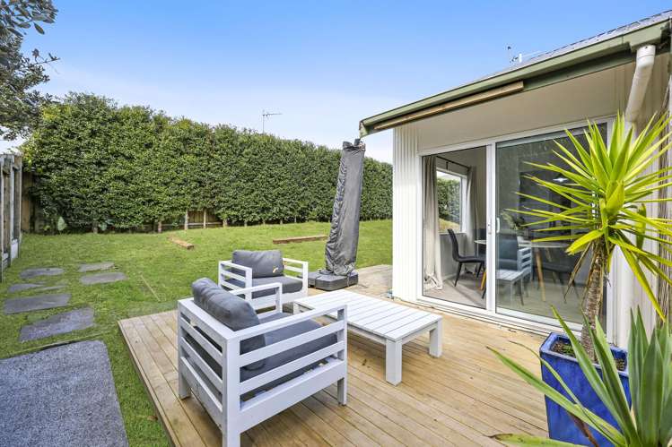 2/116 Prince Regent Drive_0