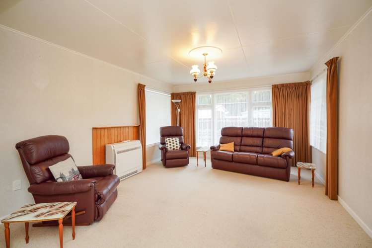 64 Ariki Avenue Otatara_2