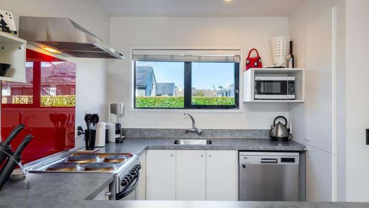 91 Charles Street Blenheim Central_5