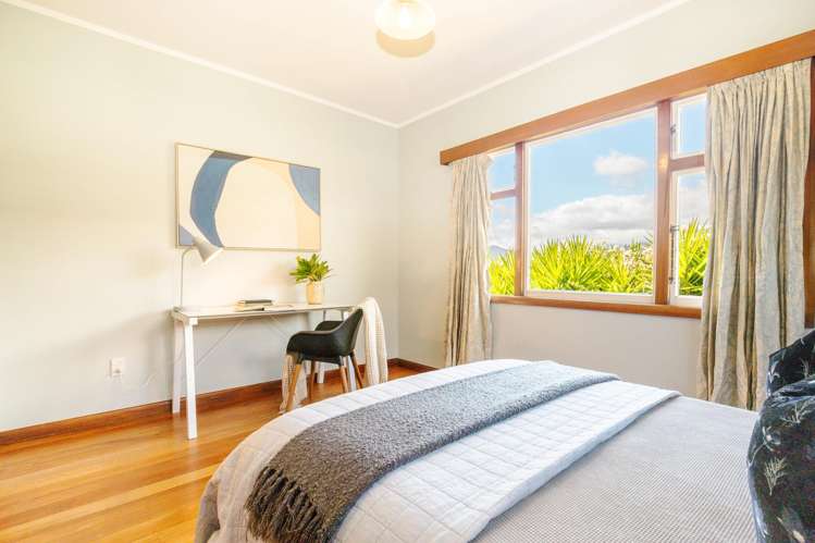 26 Jenner Road Toi Toi_9