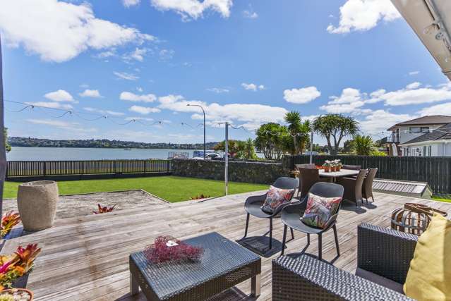 Mangere Bridge waterfront living