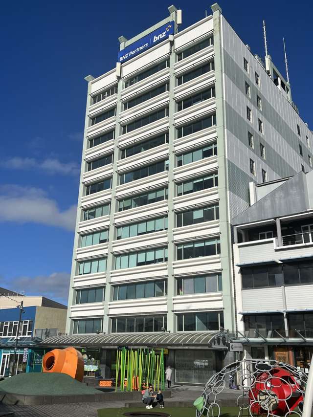 (Part Level 7) 14 Hartham Place Porirua_1