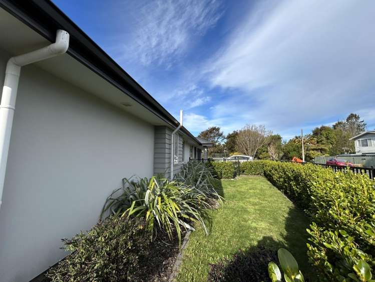 2 Harbour Road 11193_11