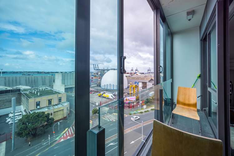 712/4 Dockside Lane Auckland Central_1