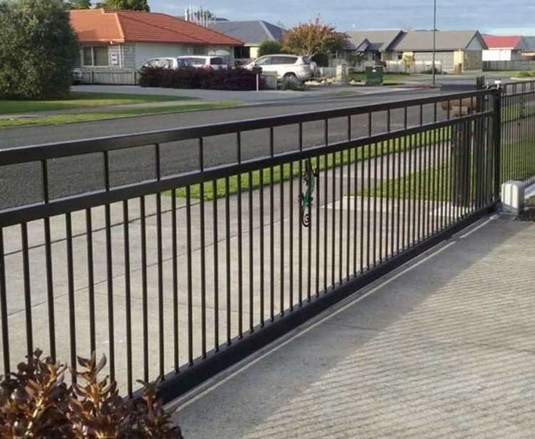 109 Hutchinsons Road Bucklands Beach_1