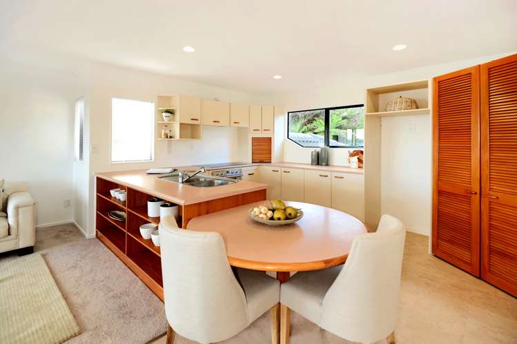 10 Poaka Place Beach Haven_22