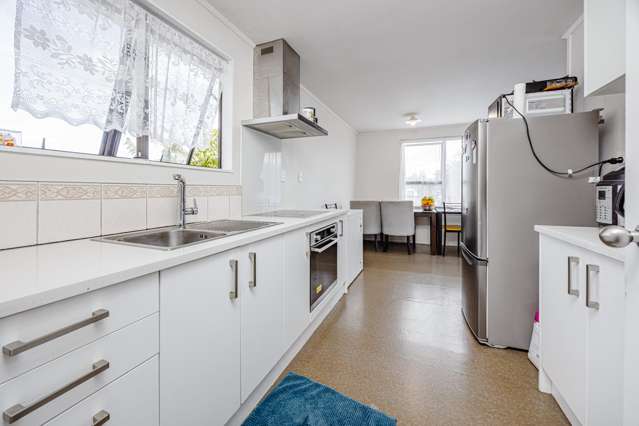 1/22 Silver Creek Road Clendon Park_1