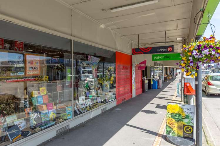 66-80 High Street North Carterton_3