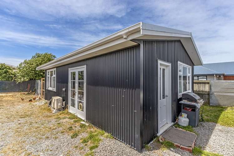 415 Breezes Road Aranui_11