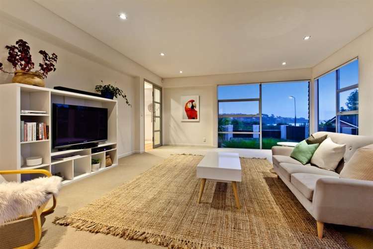 357 Royal Road Massey_11