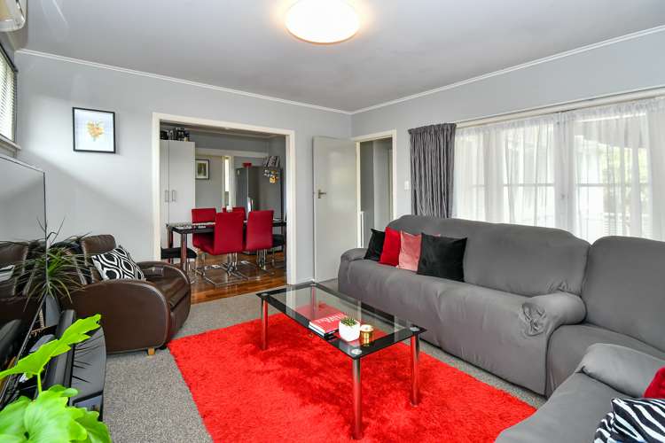 64 Greenmeadows Avenue Manurewa_4