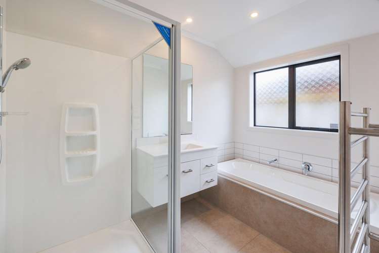 19 Varsity Heights Fitzherbert_14