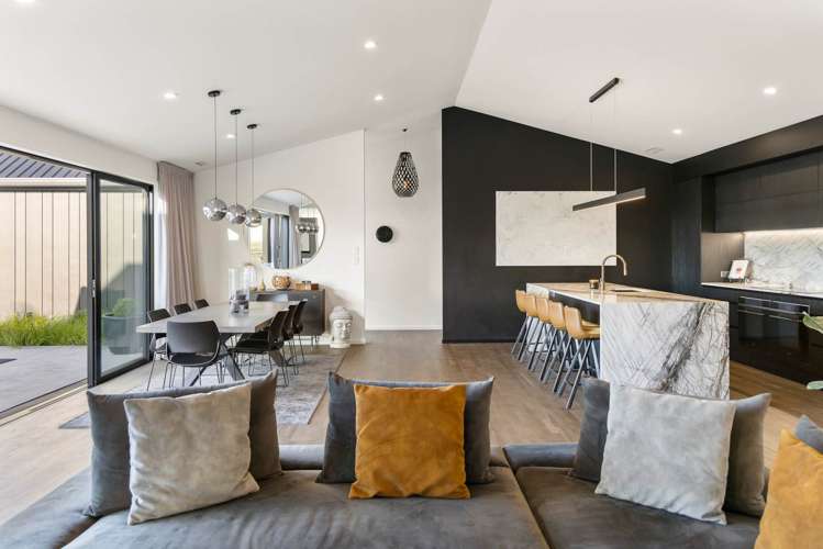 40 Diamond Lane Riverhead_13