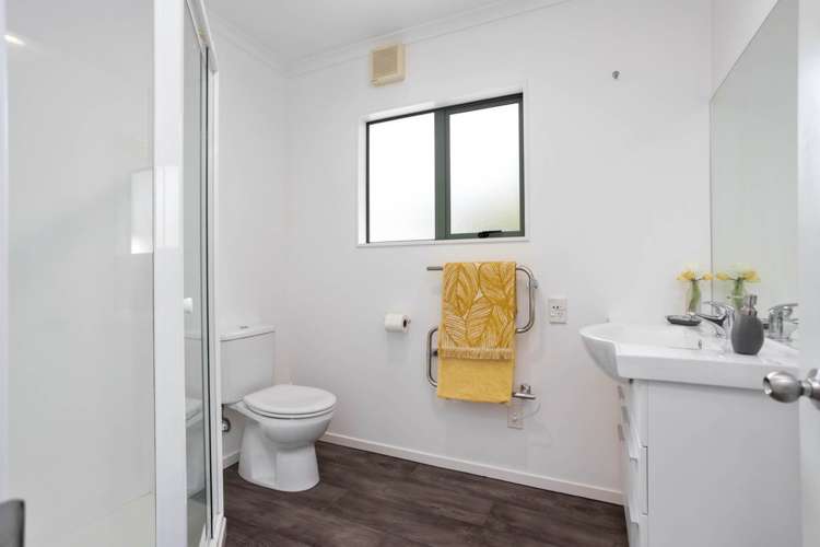 2/22a Tomo Street New Lynn_9