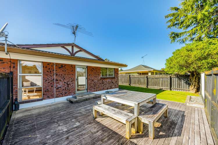 1/22 Beaumaris Way Conifer Grove_5