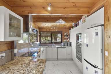 205 Whangaparaoa Road_2