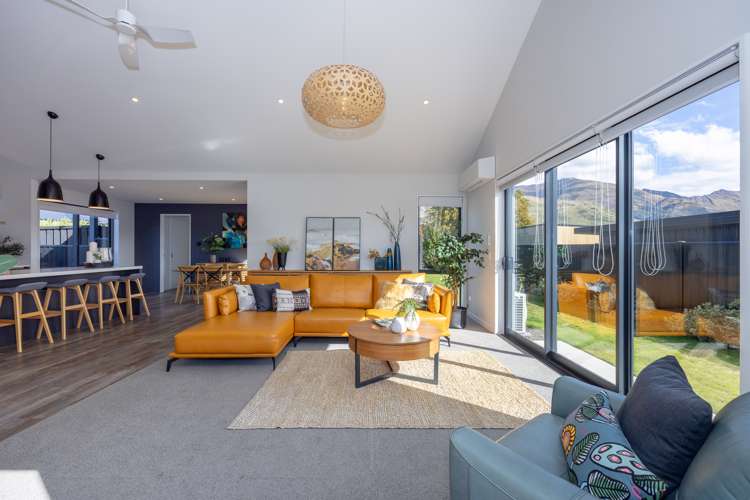 29 Little Alpha Loop Wanaka_8