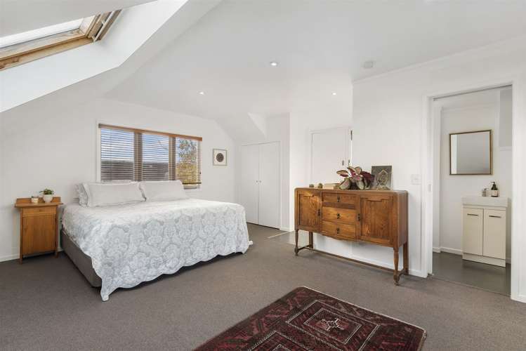 10 Egremont Street Belmont_16