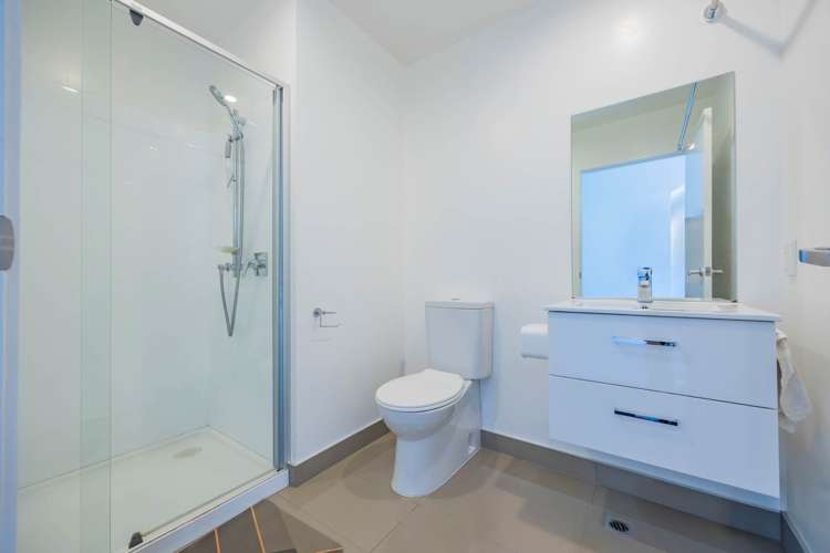 15/15 Chivalry Road Glenfield_14